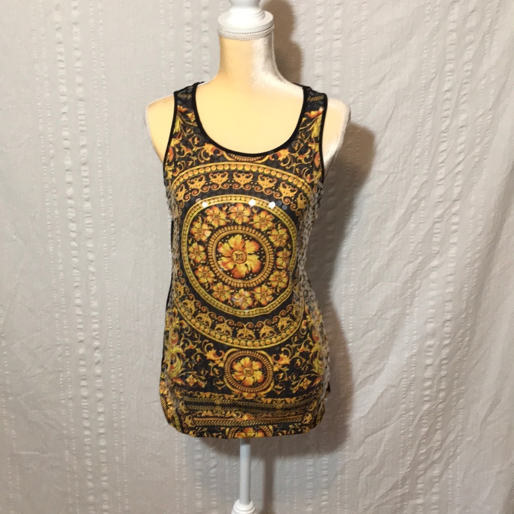 Yellow/black/orange top